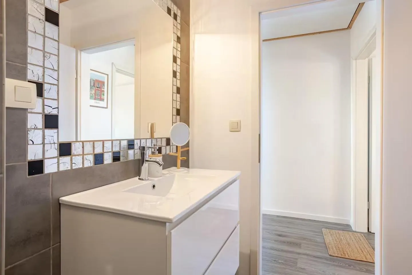 Bed & Breakfast Family Friendly Guest Room With Ac And Free Street Parking Hemiksem