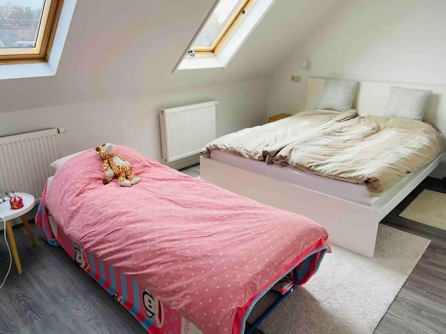 Bed & Breakfast Family Friendly Guest Room With Ac And Free Street Parking Hemiksem